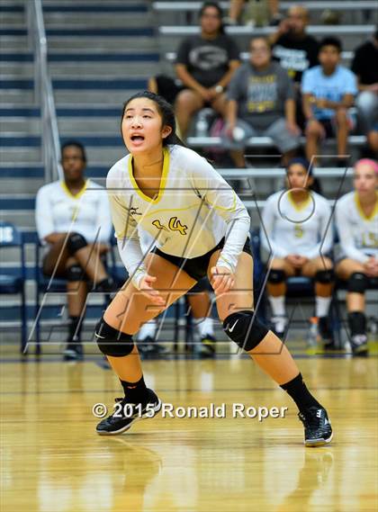 Thumbnail 3 in Texas vs Garland (Garland ISD Volleyball Tournament) photogallery.