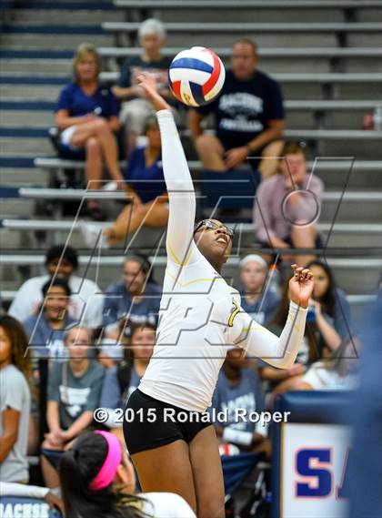 Thumbnail 3 in Texas vs Garland (Garland ISD Volleyball Tournament) photogallery.