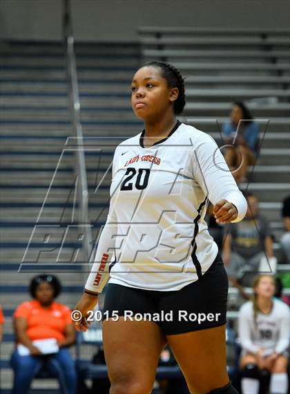 Thumbnail 1 in Texas vs Garland (Garland ISD Volleyball Tournament) photogallery.