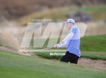 Thumbnail 3 in CHSAA 3A State Championship - Day 1 photogallery.