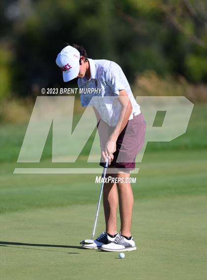 Thumbnail 3 in CHSAA 3A State Championship - Day 1 photogallery.