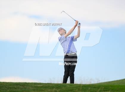 Thumbnail 2 in CHSAA 3A State Championship - Day 1 photogallery.