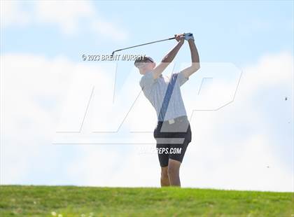 Thumbnail 3 in CHSAA 3A State Championship - Day 1 photogallery.