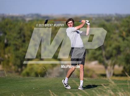Thumbnail 2 in CHSAA 3A State Championship - Day 1 photogallery.