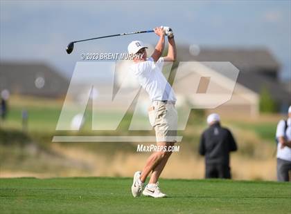 Thumbnail 2 in CHSAA 3A State Championship - Day 1 photogallery.