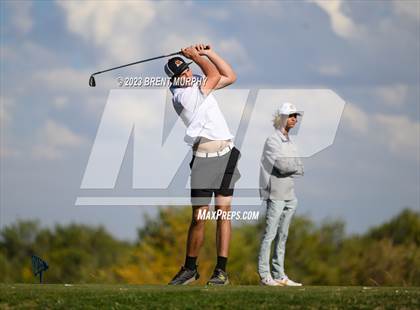 Thumbnail 2 in CHSAA 3A State Championship - Day 1 photogallery.