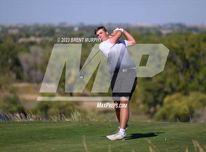 Thumbnail 3 in CHSAA 3A State Championship - Day 1 photogallery.