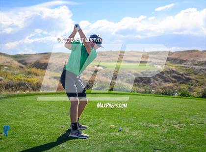 Thumbnail 2 in CHSAA 3A State Championship - Day 1 photogallery.