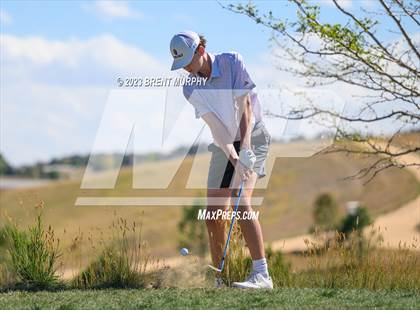 Thumbnail 2 in CHSAA 3A State Championship - Day 1 photogallery.