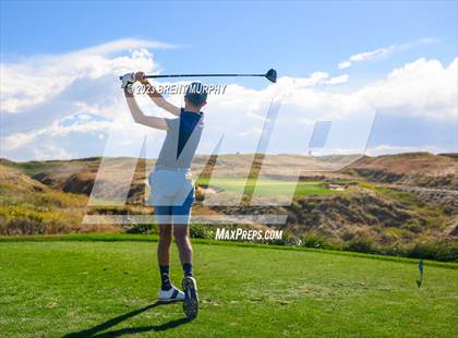 Thumbnail 2 in CHSAA 3A State Championship - Day 1 photogallery.