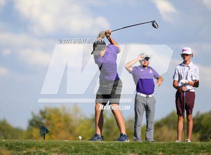 Thumbnail 3 in CHSAA 3A State Championship - Day 1 photogallery.