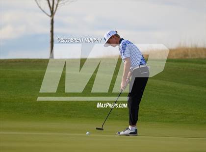Thumbnail 2 in CHSAA 3A State Championship - Day 1 photogallery.