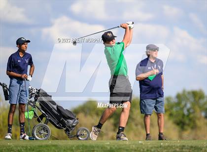Thumbnail 1 in CHSAA 3A State Championship - Day 1 photogallery.