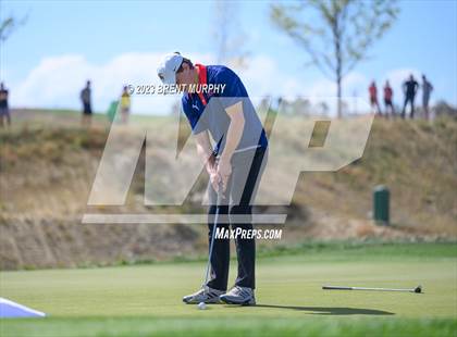 Thumbnail 3 in CHSAA 3A State Championship - Day 1 photogallery.