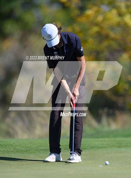 Thumbnail 3 in CHSAA 3A State Championship - Day 1 photogallery.