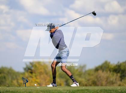 Thumbnail 2 in CHSAA 3A State Championship - Day 1 photogallery.
