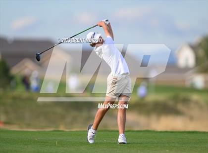 Thumbnail 2 in CHSAA 3A State Championship - Day 1 photogallery.