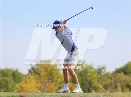 Thumbnail 1 in CHSAA 3A State Championship - Day 1 photogallery.