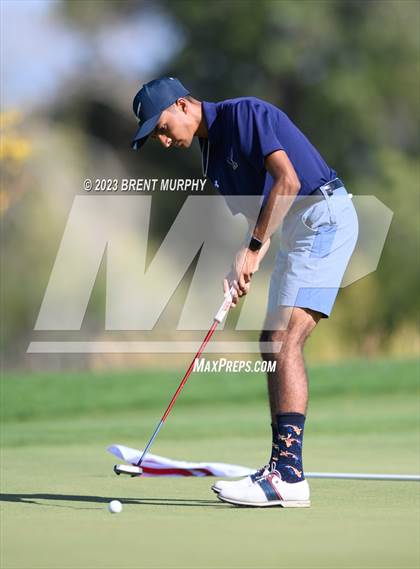 Thumbnail 3 in CHSAA 3A State Championship - Day 1 photogallery.