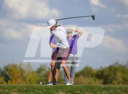 Thumbnail 1 in CHSAA 3A State Championship - Day 1 photogallery.