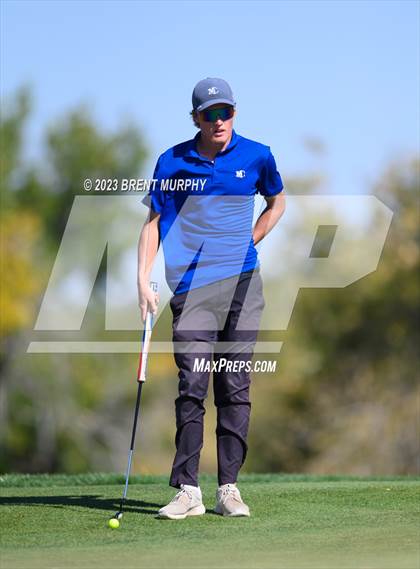 Thumbnail 1 in CHSAA 3A State Championship - Day 1 photogallery.