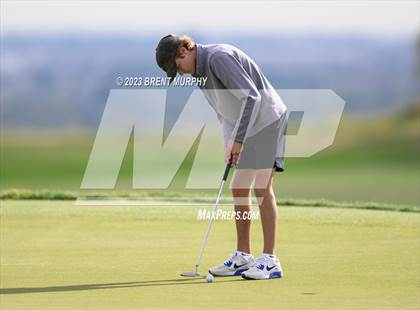 Thumbnail 3 in CHSAA 3A State Championship - Day 1 photogallery.