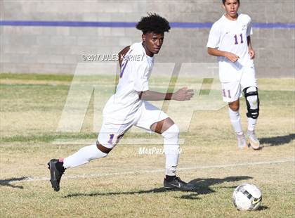 Thumbnail 2 in Durango vs Bishop Gorman photogallery.