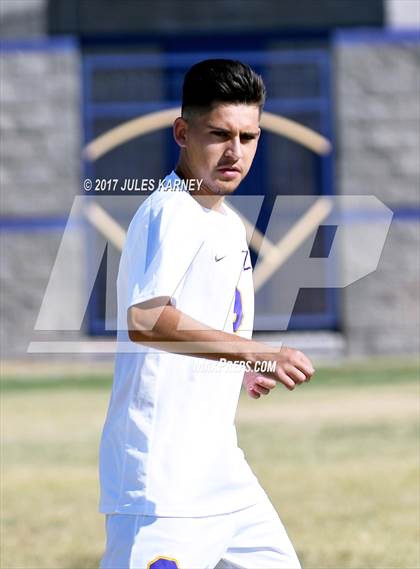 Thumbnail 2 in Durango vs Bishop Gorman photogallery.