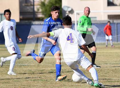 Thumbnail 2 in Durango vs Bishop Gorman photogallery.