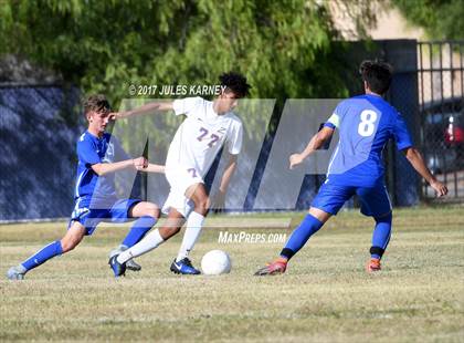 Thumbnail 2 in Durango vs Bishop Gorman photogallery.