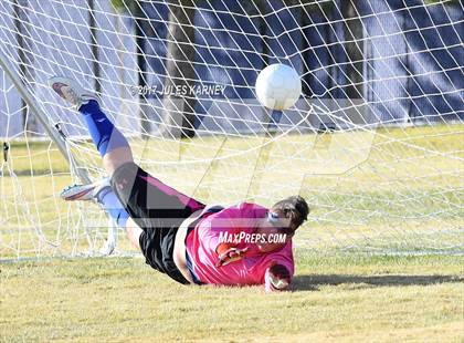 Thumbnail 2 in Durango vs Bishop Gorman photogallery.