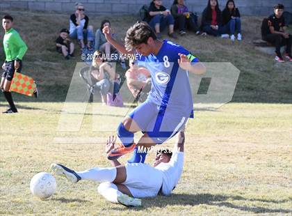 Thumbnail 3 in Durango vs Bishop Gorman photogallery.