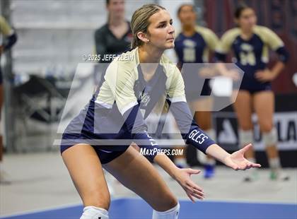 Thumbnail 1 in North Broward Prep vs South Broward (South Florida Showdown)  photogallery.