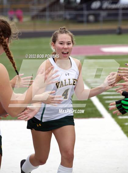 Thumbnail 1 in Loudoun Valley @ Great Bridge (VHSL Class 4 State Semifinal) photogallery.