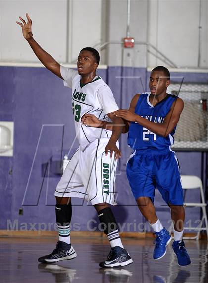 Thumbnail 1 in Oakland vs. Dorsey (St. Hope Elite Hoops Classic) photogallery.