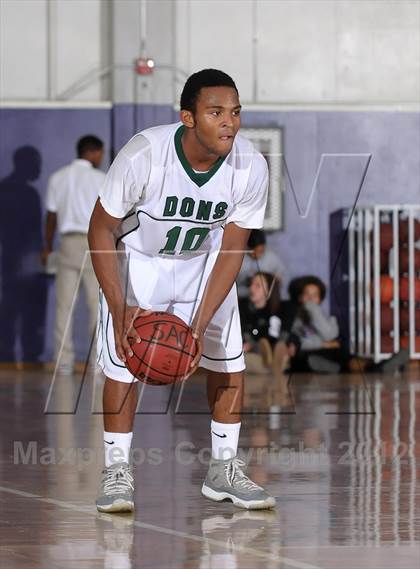 Thumbnail 2 in Oakland vs. Dorsey (St. Hope Elite Hoops Classic) photogallery.