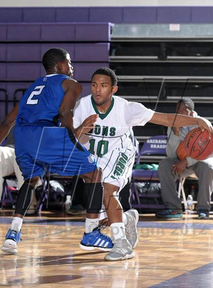 Thumbnail 2 in Oakland vs. Dorsey (St. Hope Elite Hoops Classic) photogallery.