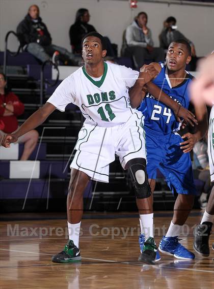 Thumbnail 3 in Oakland vs. Dorsey (St. Hope Elite Hoops Classic) photogallery.