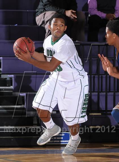 Thumbnail 1 in Oakland vs. Dorsey (St. Hope Elite Hoops Classic) photogallery.