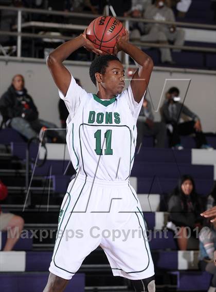 Thumbnail 1 in Oakland vs. Dorsey (St. Hope Elite Hoops Classic) photogallery.