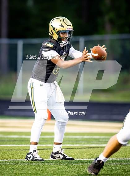 Thumbnail 2 in Pinecrest v Lee County (MOORE COUNTY KICKOFF CLASSIC) photogallery.