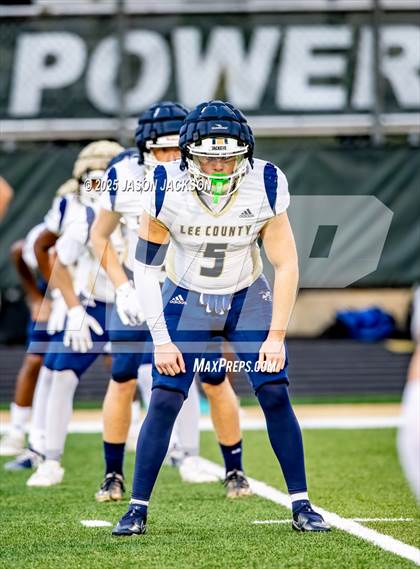 Thumbnail 3 in Pinecrest v Lee County (MOORE COUNTY KICKOFF CLASSIC) photogallery.