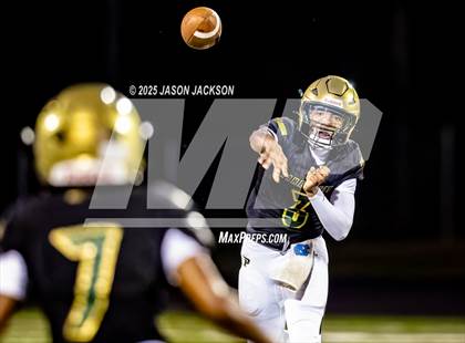 Thumbnail 3 in Pinecrest v Lee County (MOORE COUNTY KICKOFF CLASSIC) photogallery.