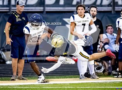 Thumbnail 1 in Pinecrest v Lee County (MOORE COUNTY KICKOFF CLASSIC) photogallery.