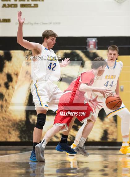 Thumbnail 2 in Liberty vs. Loveland photogallery.