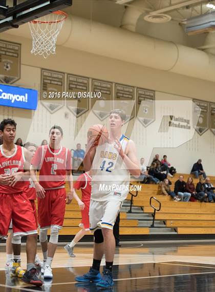 Thumbnail 1 in Liberty vs. Loveland photogallery.