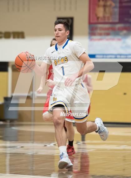 Thumbnail 3 in Liberty vs. Loveland photogallery.