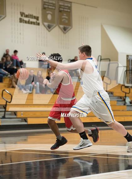 Thumbnail 2 in Liberty vs. Loveland photogallery.