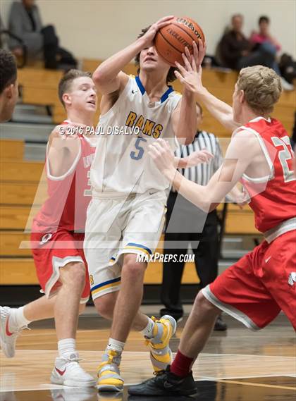Thumbnail 3 in Liberty vs. Loveland photogallery.