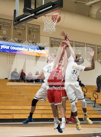 Thumbnail 3 in Liberty vs. Loveland photogallery.